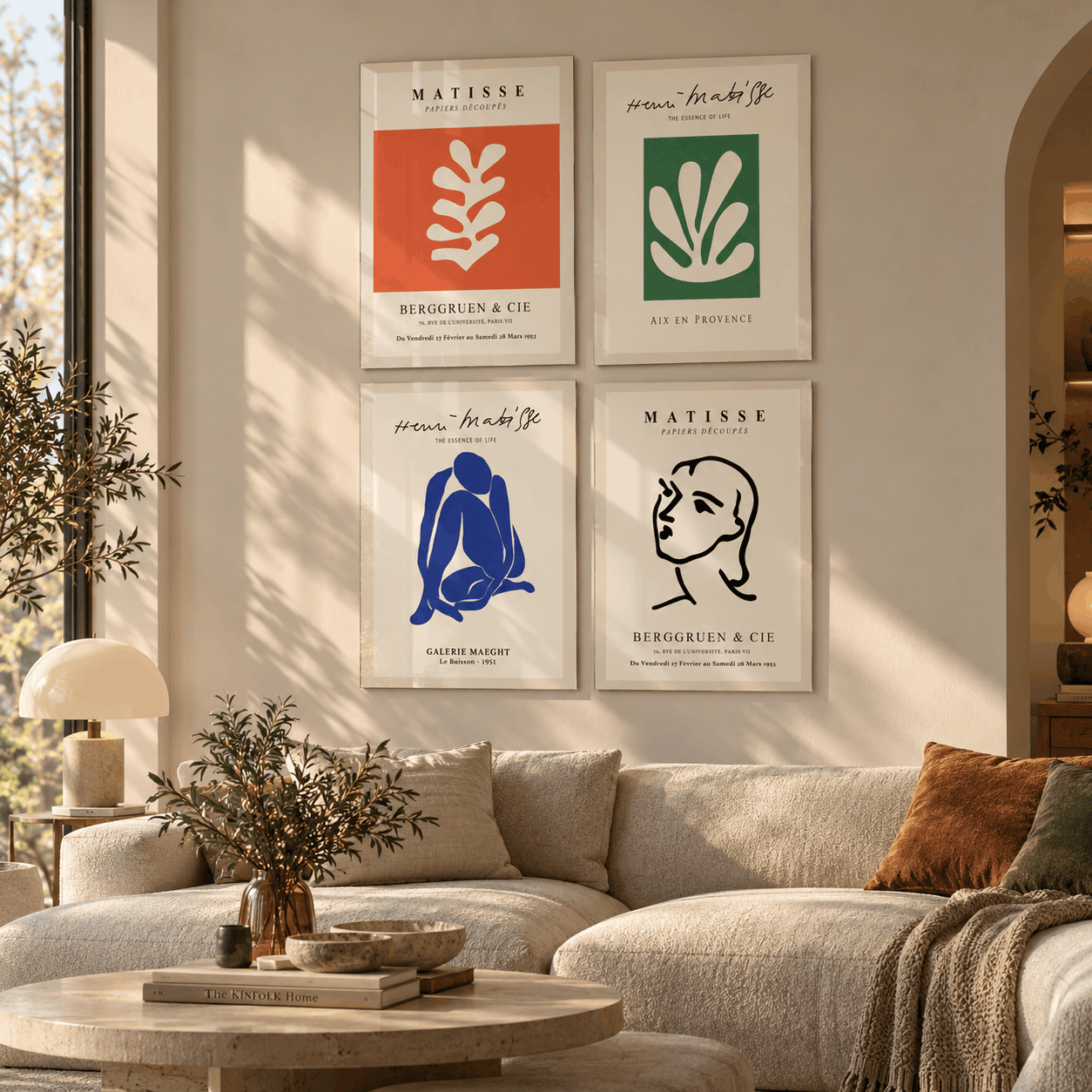 Colorful glass wall art by Artdesigna featuring bold geometric shapes inspired by Matisse Quadro design.