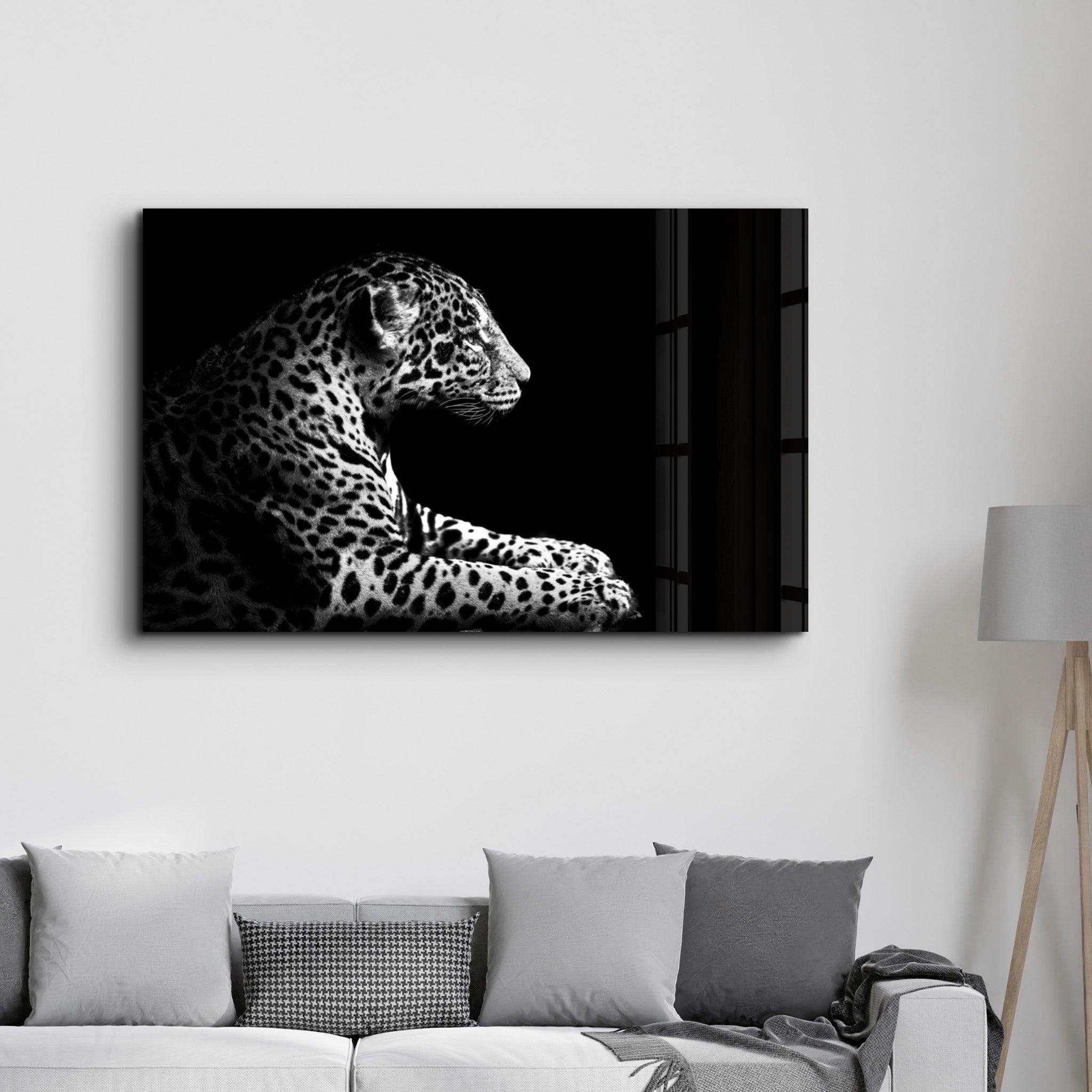 Leopard in Focus | Glass Wall Art - Artdesigna